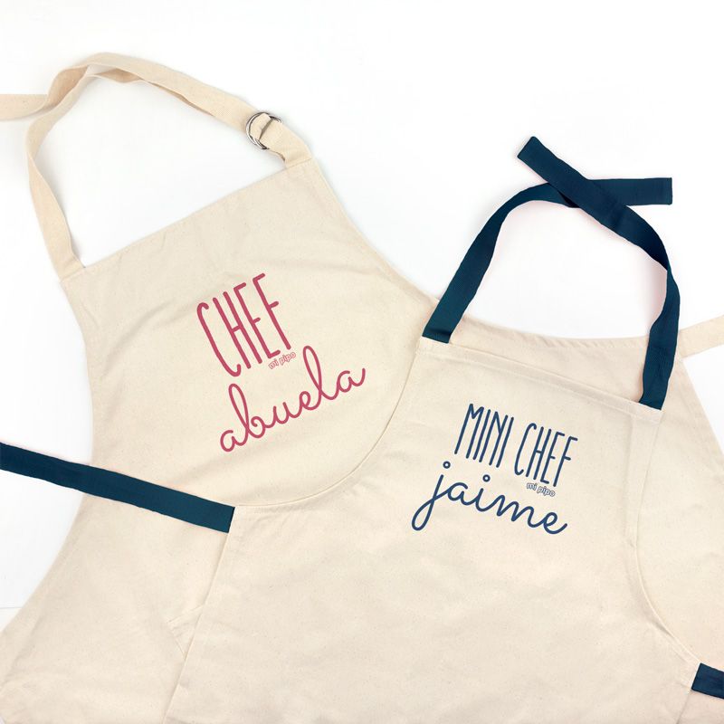 Pack Delantal Abuela y Delantal Nieto/a Azul Personalizado Chef Abuela, mini chef (nombre)