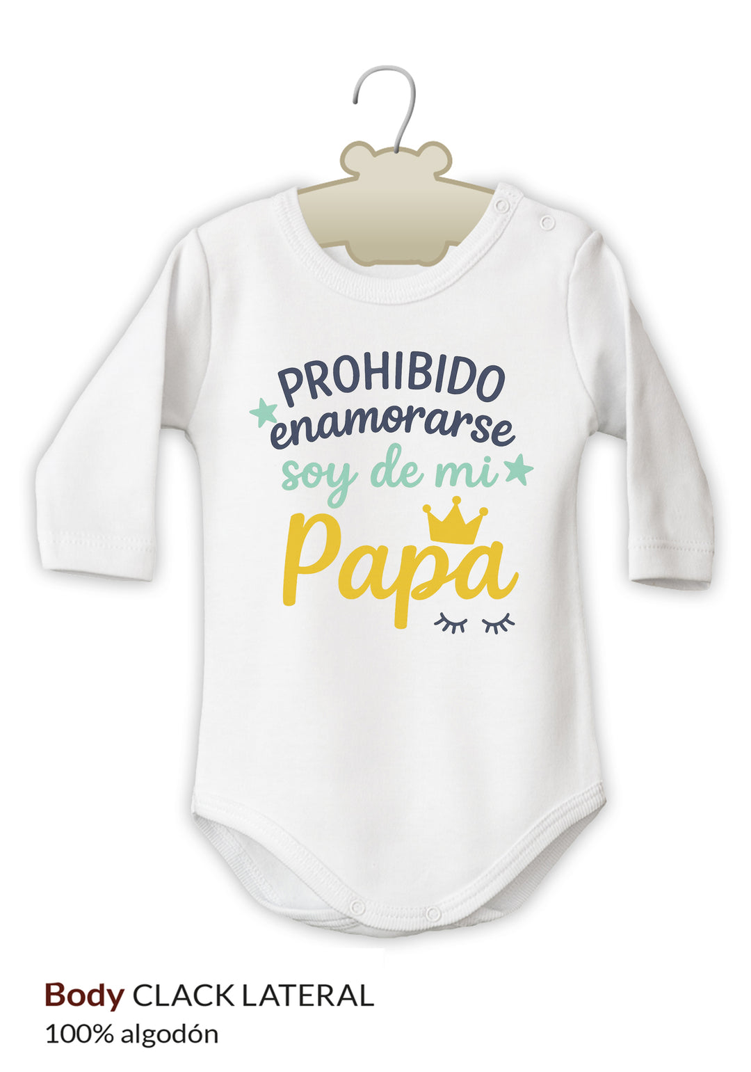 Body blanco de manga larga con texto en azul y amarillo que dice "Prohibido enamorarse soy de mi Papá" y pequeños detalles.