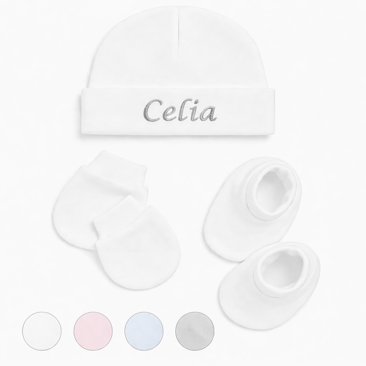 Pack de nacimiento personalizado – Gorro, manoplas y patucos con bordado