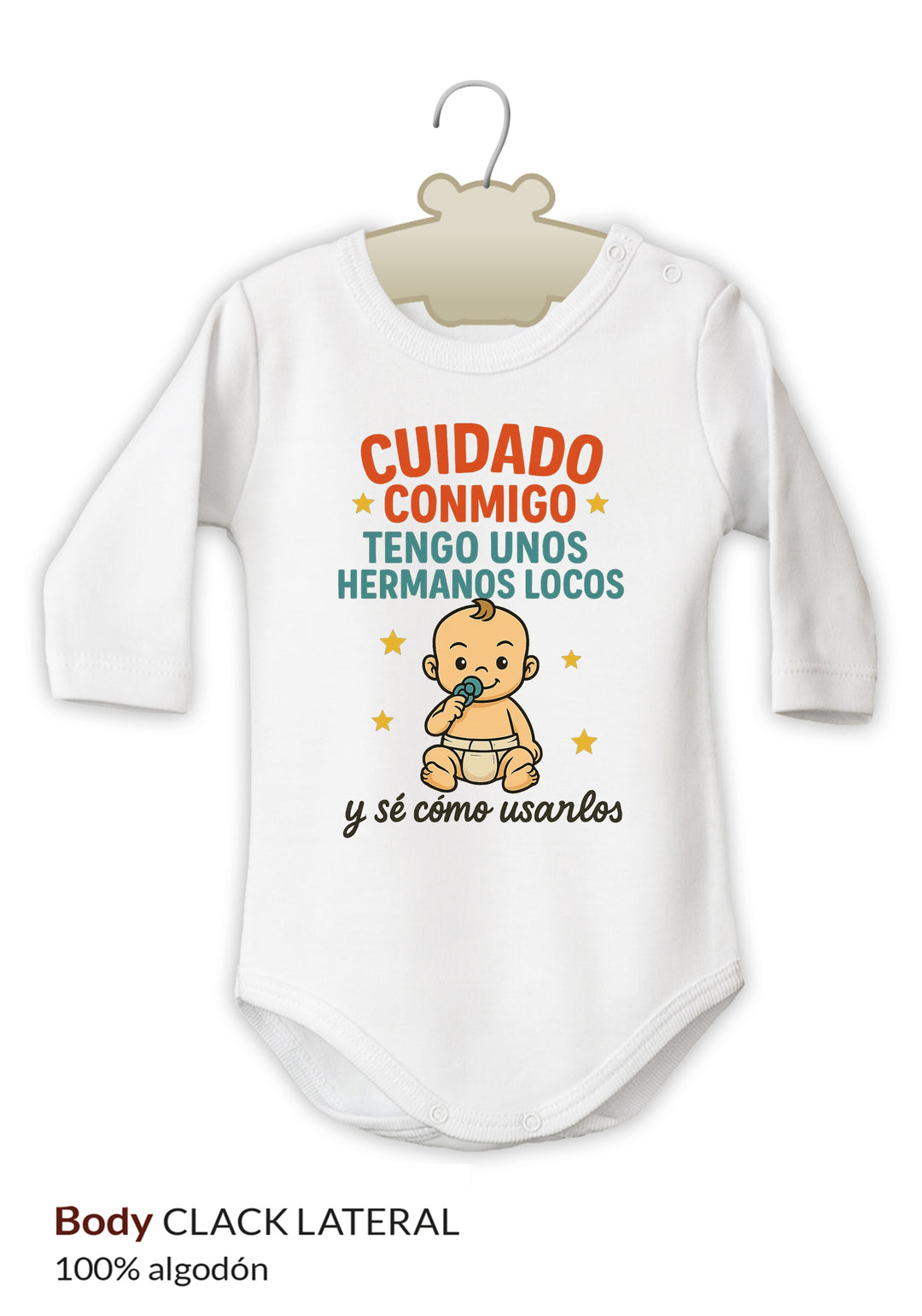 Body blanco de algodón para niño con mangas largas y texto colorido que dice "Cuidado conmigo tengo unos hermanos locos y sé