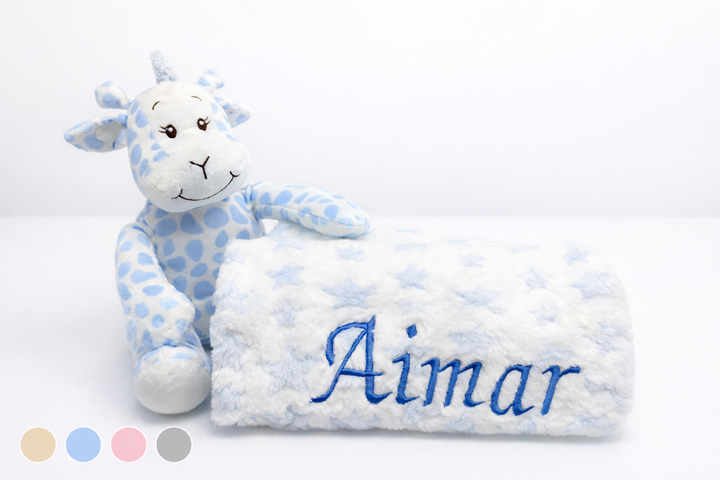 Manta bebé personalizada con jirafa de peluche – Bordada con nombre