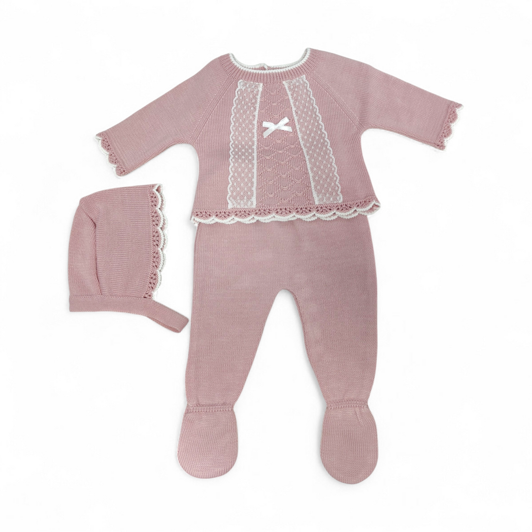 Conjunto de hilo para bebé rosa 3 piezas – Jersey, polaina y gorrito