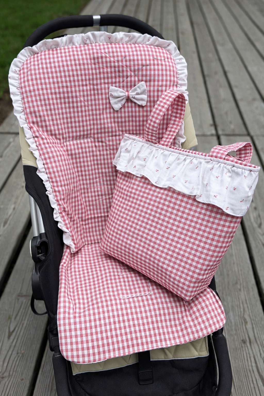 Set colchoneta + bolso vichy rosa para carrito de bebé
