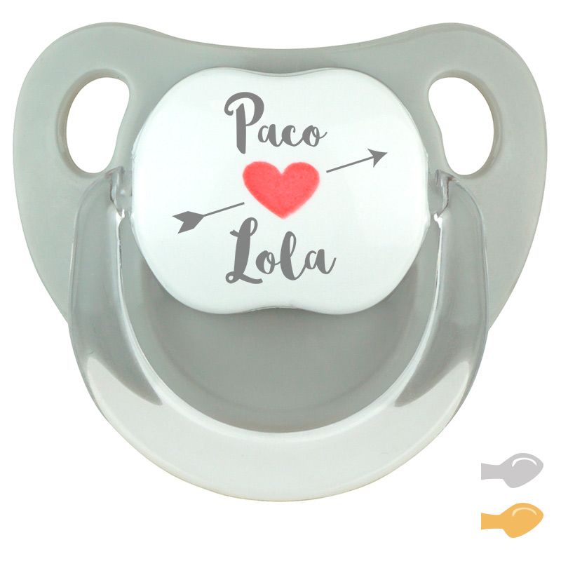 Chupete Baby Deco Gris (Nombre Papá) corazón flecha (Nombre Mamá) - Mikeko