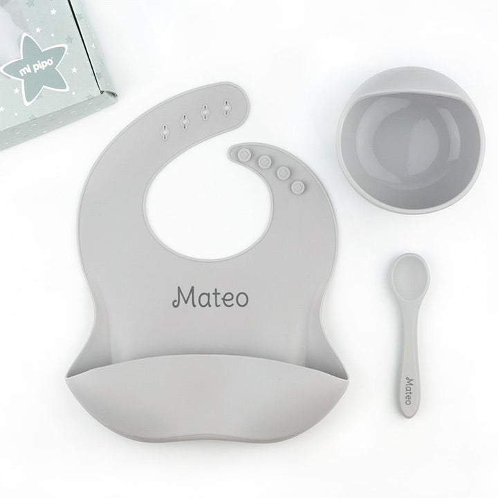 Vajilla con babero, bol y cuchara de silicona Personalizada - Mikeko